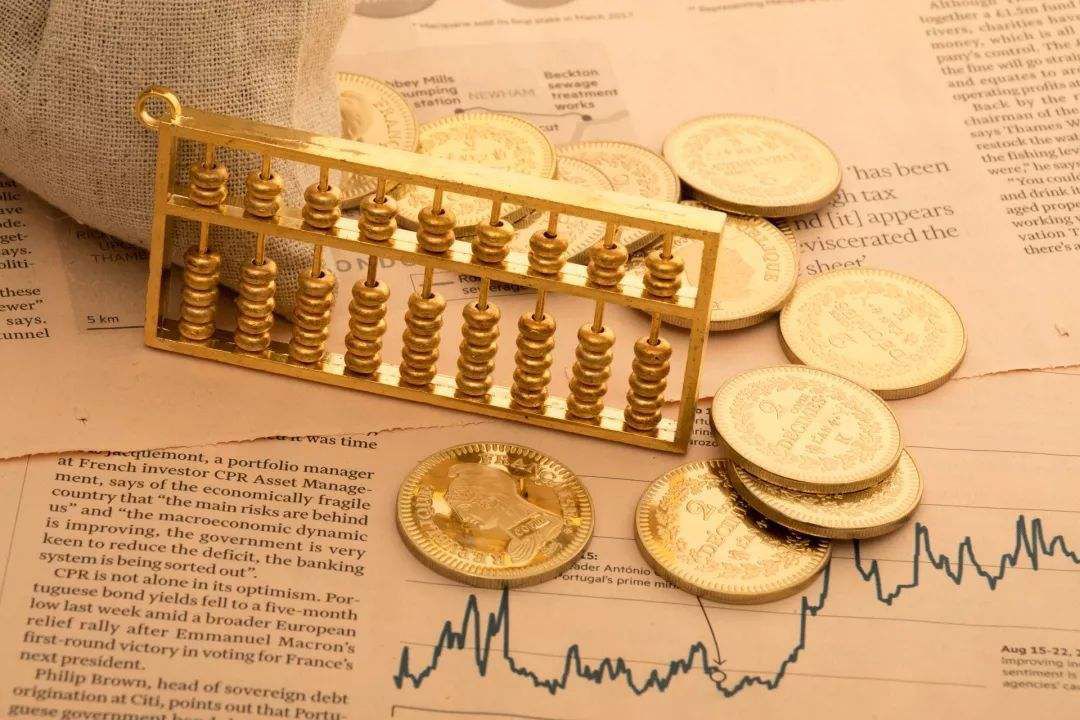 泰国最高法院判他信入狱重新服刑一年 他信表示接受